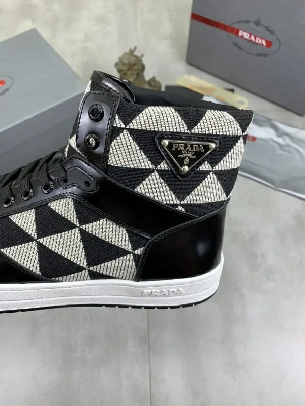 prada high top chaussures pour homme s_12660634